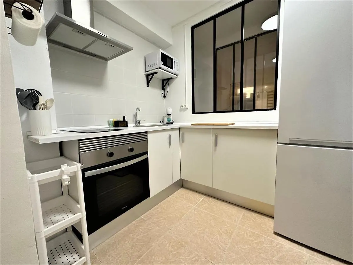 아파트 Tarracohomes, Th09 Studio Cathedral Con Aire Acondicionado 타라고나