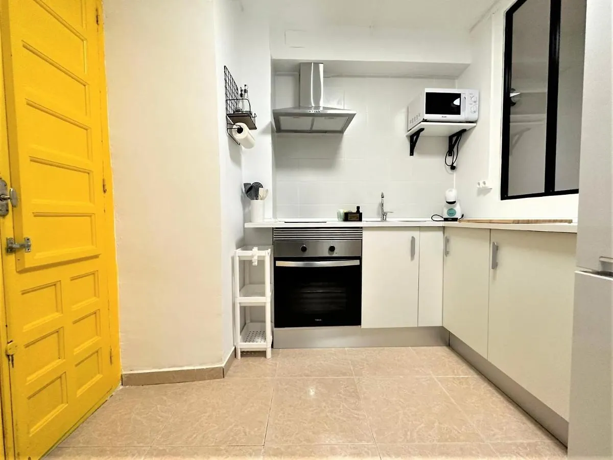 Tarracohomes, Th09 Studio Cathedral Con Aire Acondicionado 타라고나 0*,
